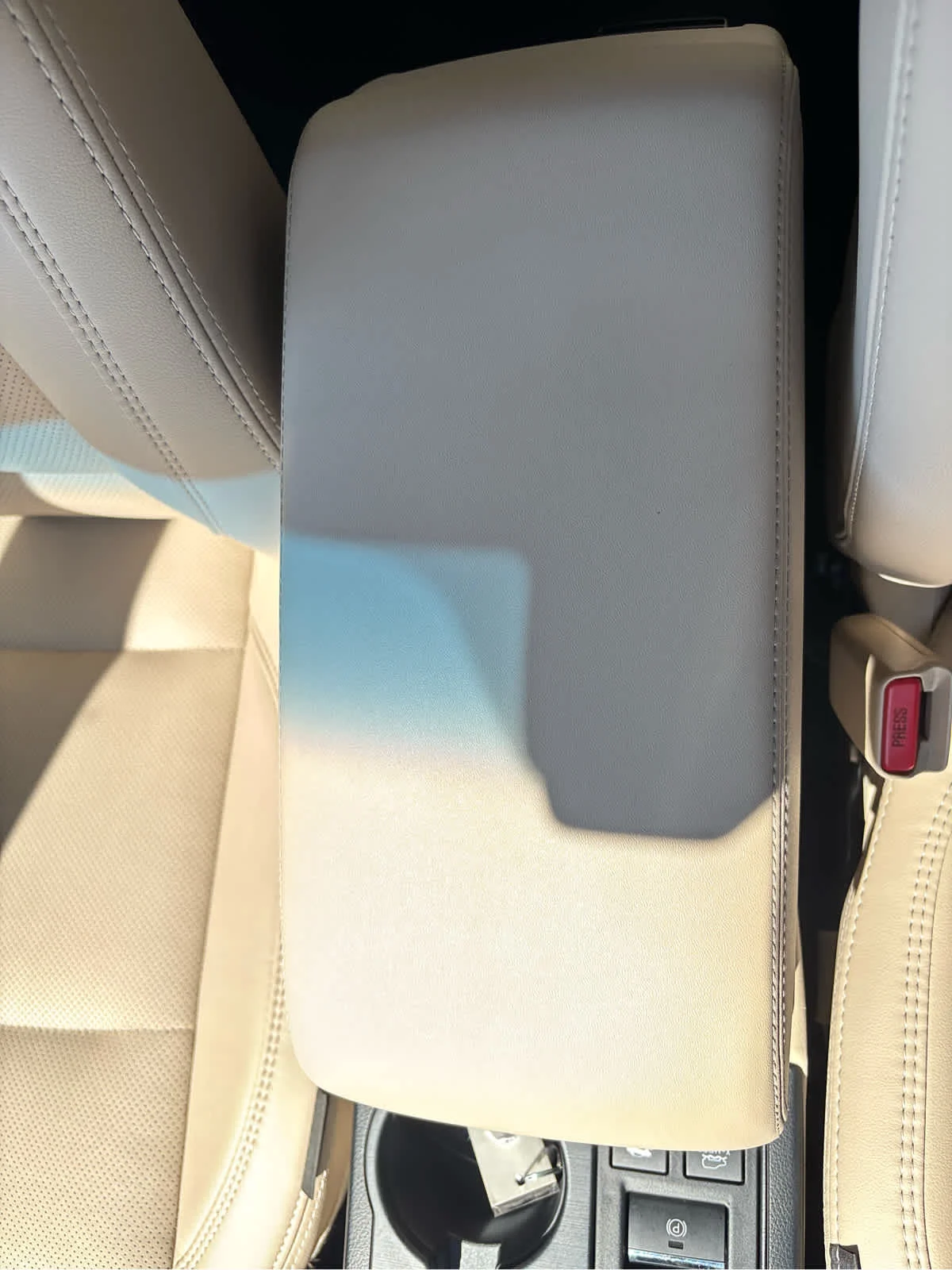 Used 2018 Wilderness Green Metallic Subaru Limited image 20