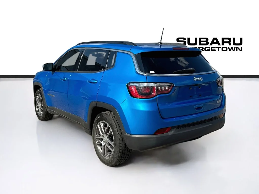 Used 2020 Blue Jeep Latitude image 6