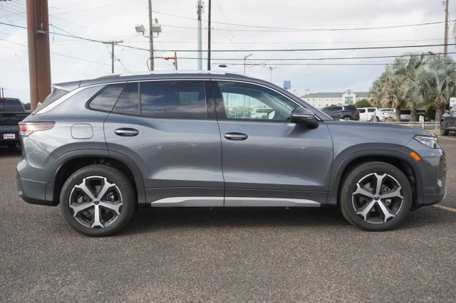 New 2026 Platinum Gray Metallic Volkswagen SE image 4