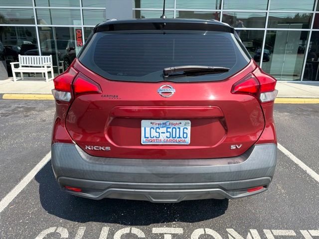 Used 2018 Red Nissan SV image 4