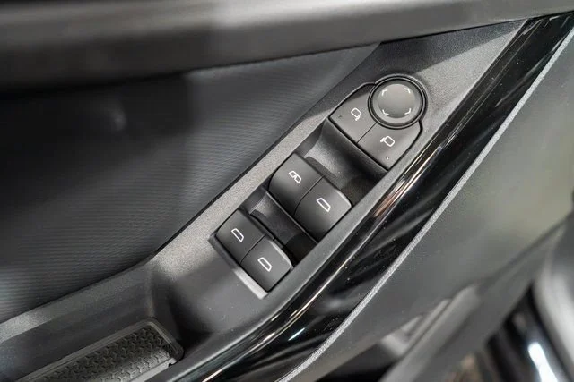 New 2027 Mosaic Black Metallic Chevrolet LT image 13
