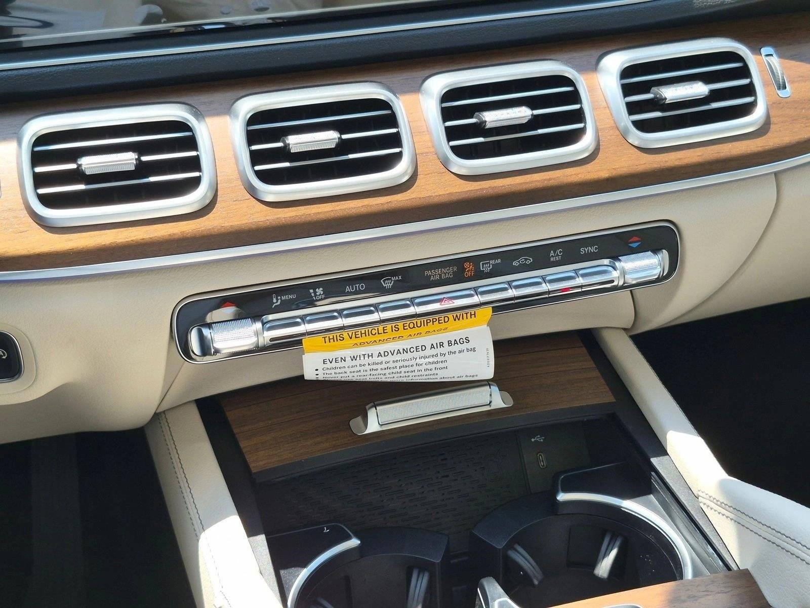 New 2026 Polar White Mercedes-Benz GLE450 image 12