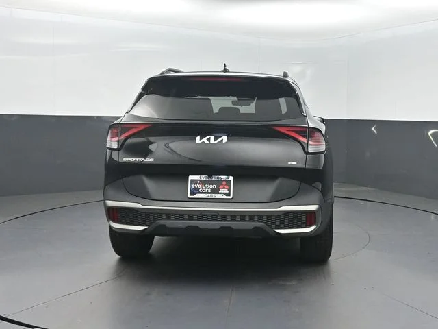 Used 2023 Black Kia X-Line image 30