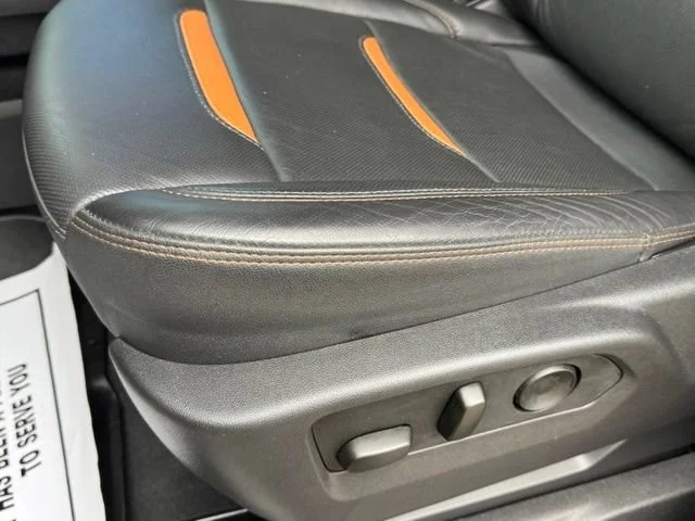 Certified Used 2025 Titanium Rush Metallic GMC AT4 image 19