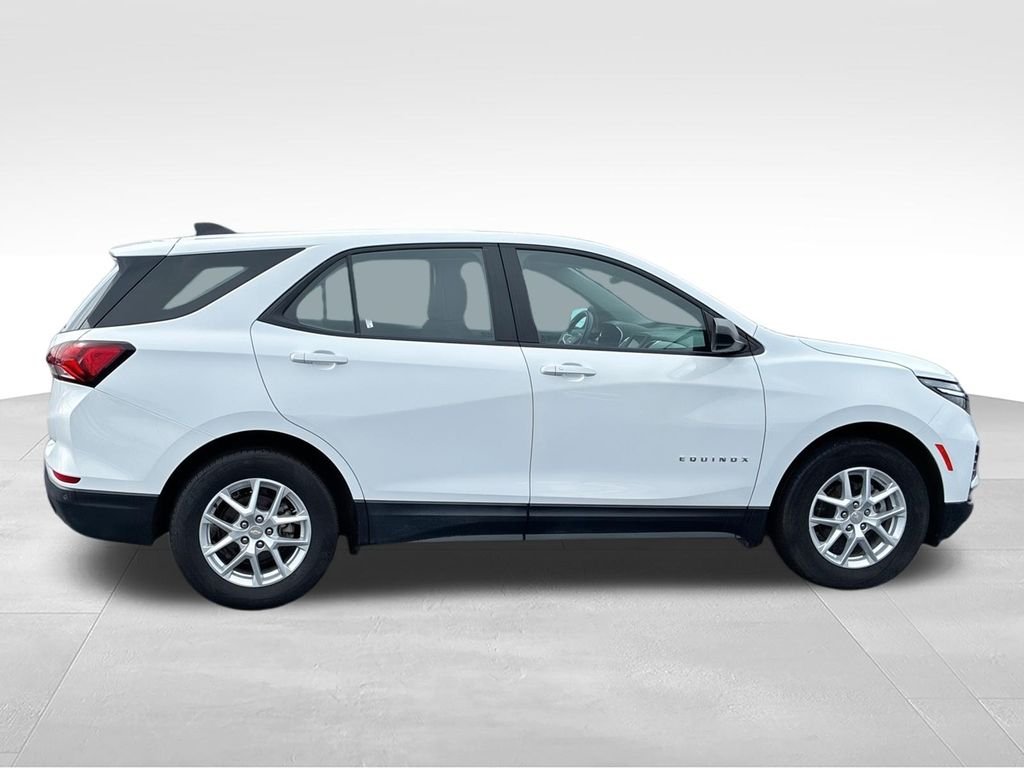 Used 2023 White Chevrolet LS image 9