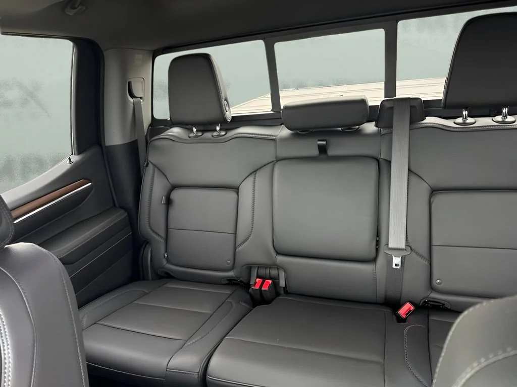Used 2024 Onyx Black GMC Denali image 11