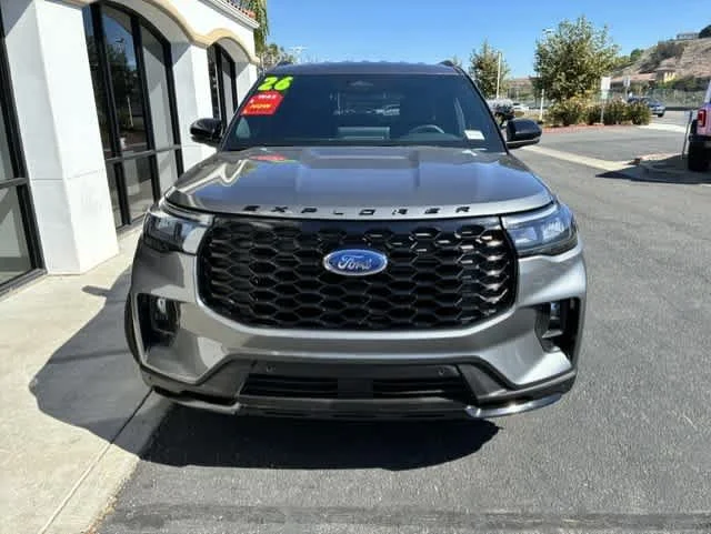 Used 2026 CARBONIZED GRAY M Ford ST-Line image 2