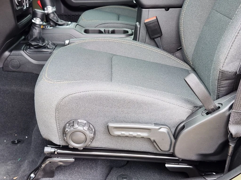 2026 Jeep Wrangler 2-Door Sport - Photo 18