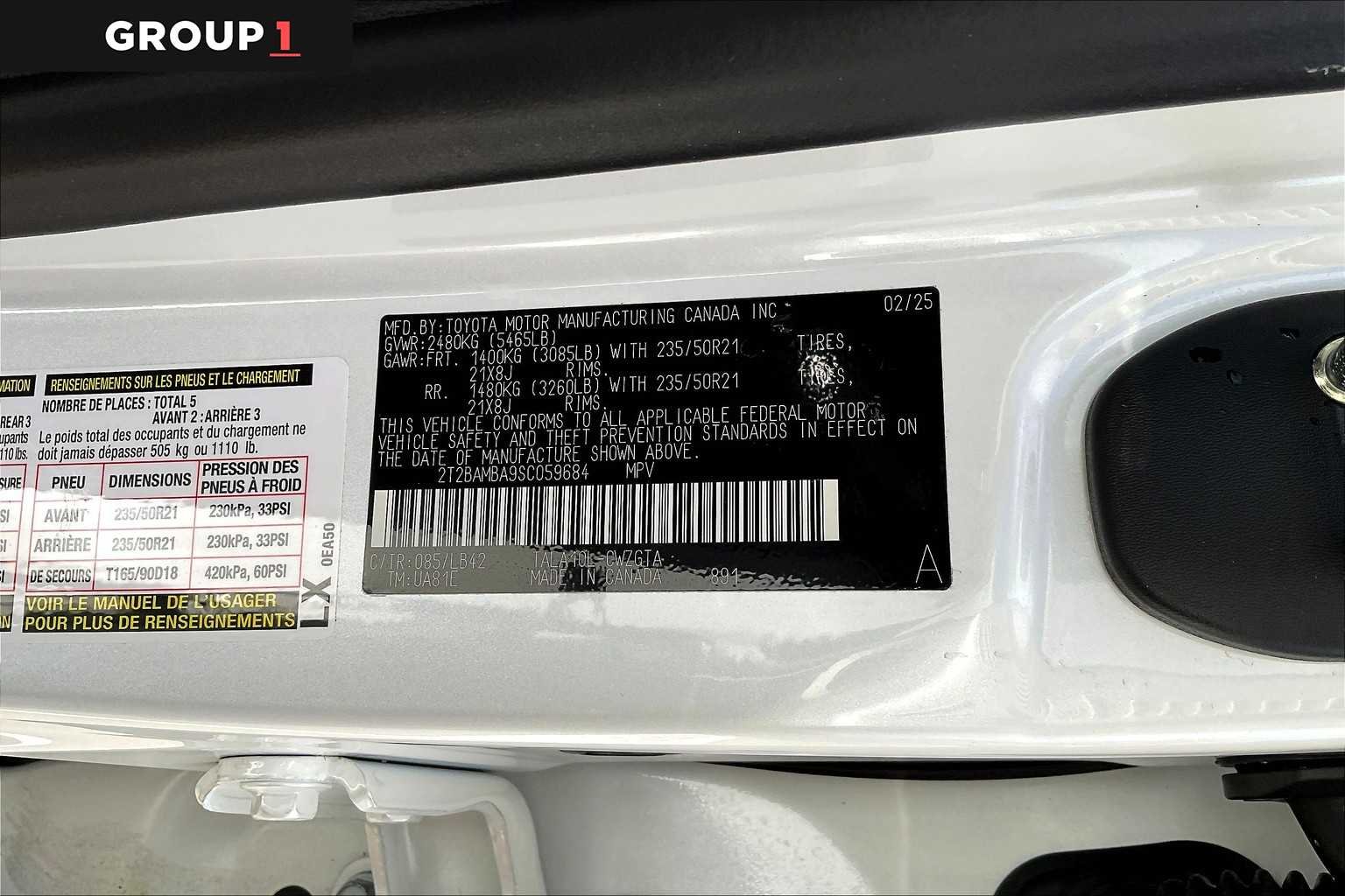 Used 2025 Eminent White Pearl Lexus Premium Plus image 32