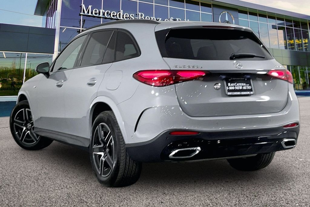 2025 Mercedes-Benz GLC Base - Photo 2