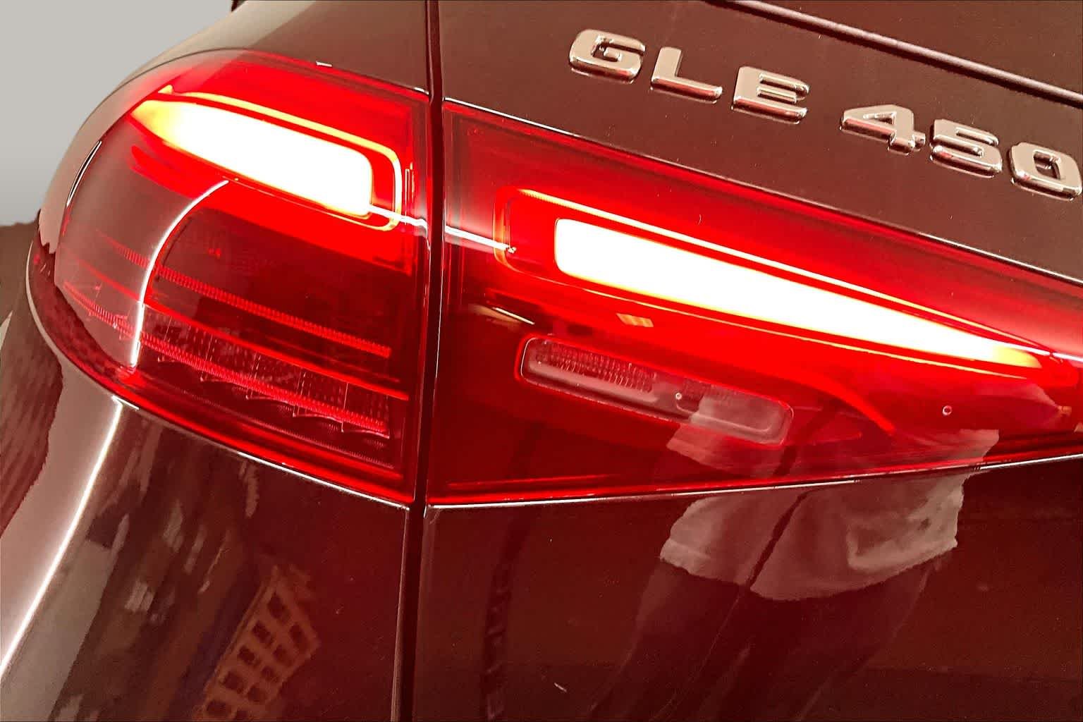 Used 2026 Obsidian Black Metallic Mercedes-Benz GLE 450 image 6