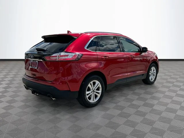 Used 2020 Red Ford SEL image 5