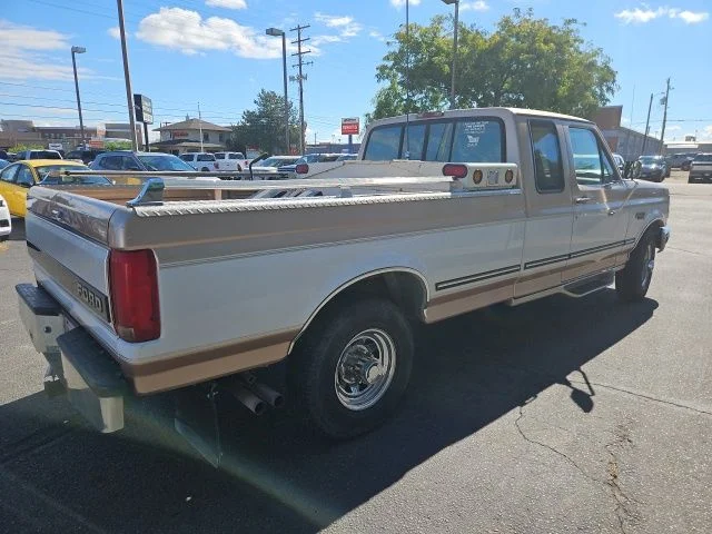 Used 1996 White Ford XL image 3