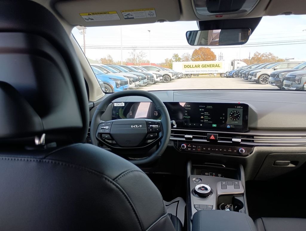 2026 Kia Sportage EX Hybrid - Photo 15