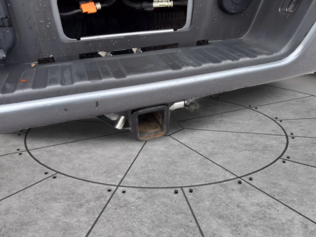 Used 2022 Gray Chevrolet Z71 image 16