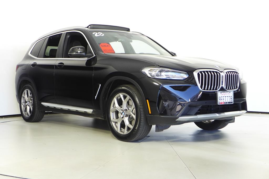 Used 2023 Jet Black BMW sDrive30i image 4