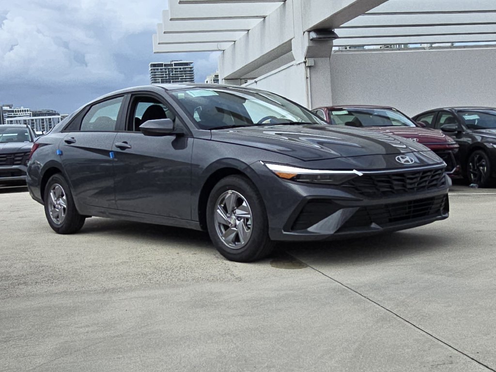 New 2026 Gray Hyundai SE image 18