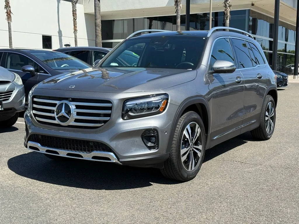 Used 2026 Gray Mercedes-Benz GLB 250 image 10