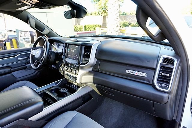 Used 2022 White Ram Big Horn/Lone Star image 12