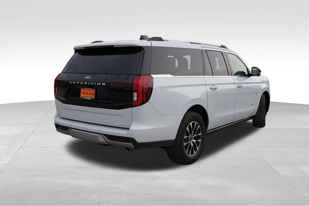 Used 2025 Silver Ford Platinum image 5