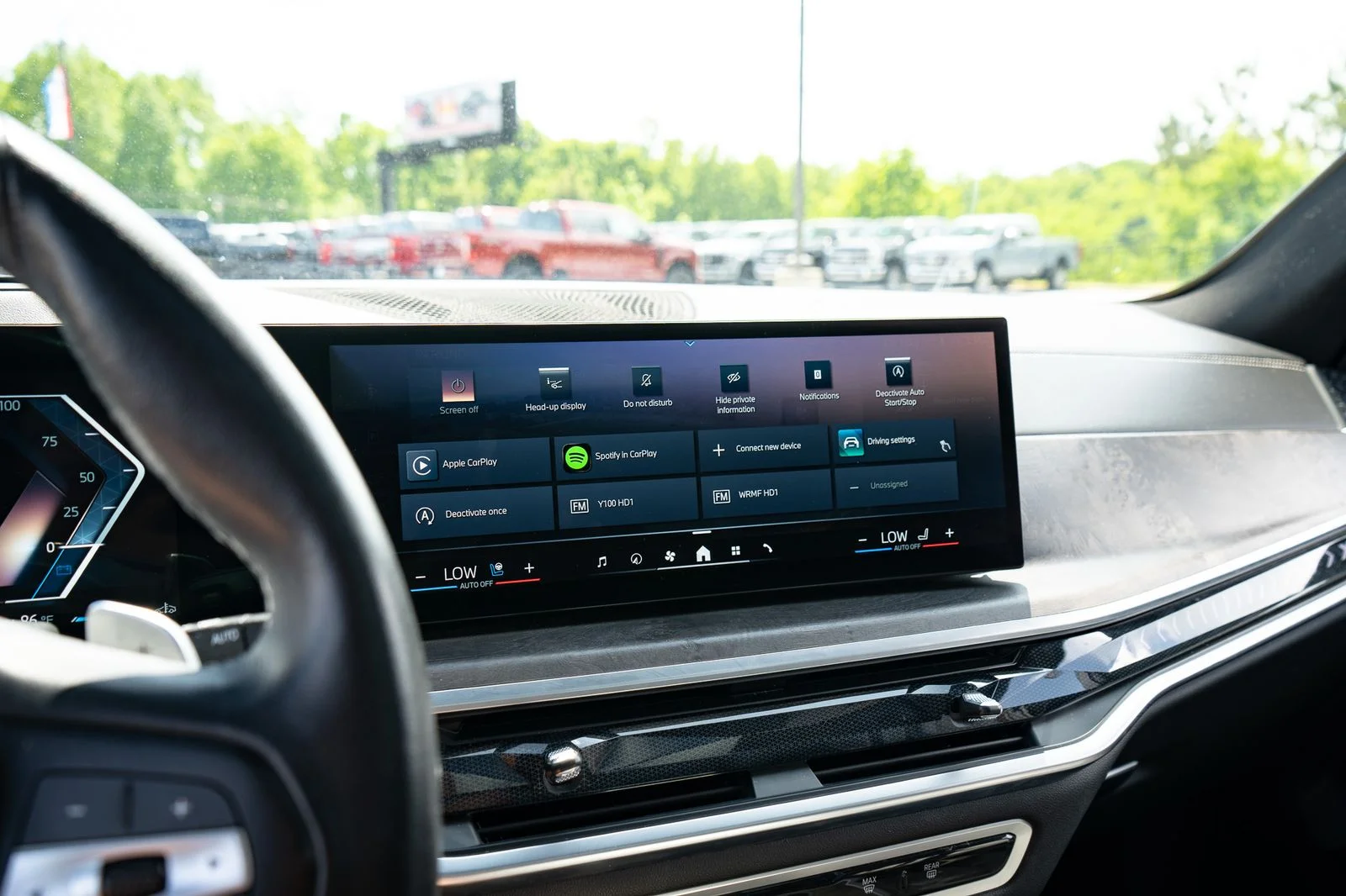 Used 2024 Gray BMW sDrive40i image 24