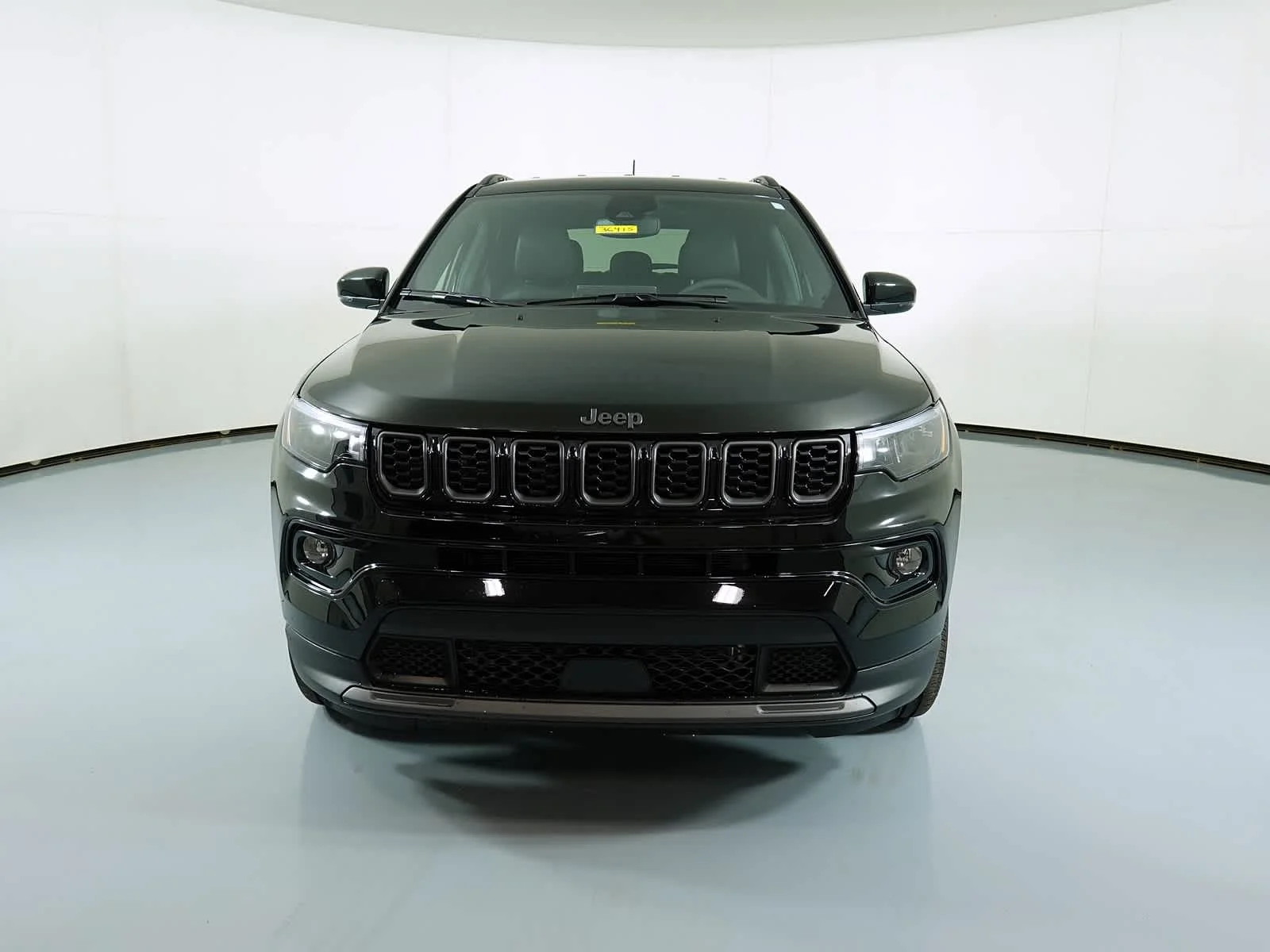 New 2026 Diamond Black Crystal Pearl-Coat Exterior Paint Jeep Limited Altitude image 16