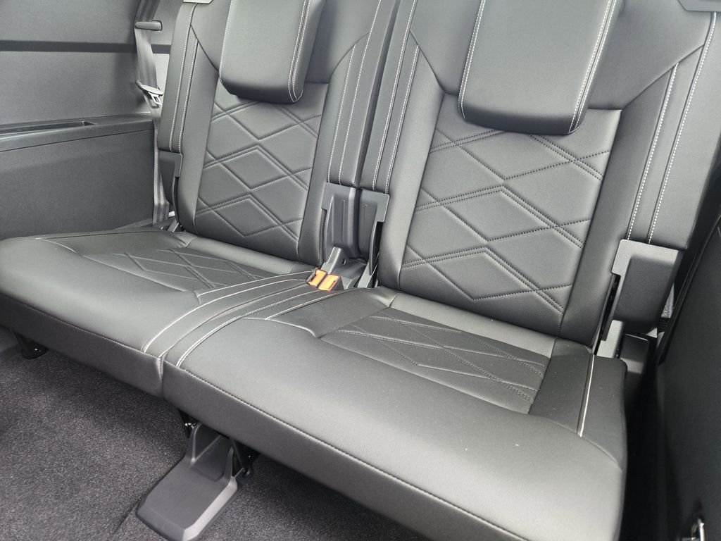 2026 Volkswagen Atlas SE - Photo 22