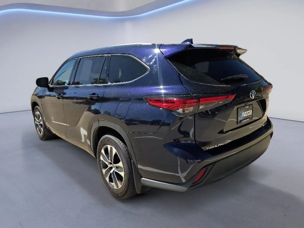 Used 2021 Blueprint Toyota XLE image 3