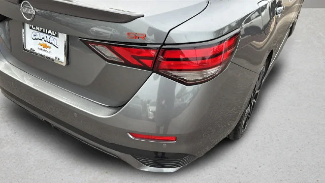 Used 2025 Gray Nissan SR image 39