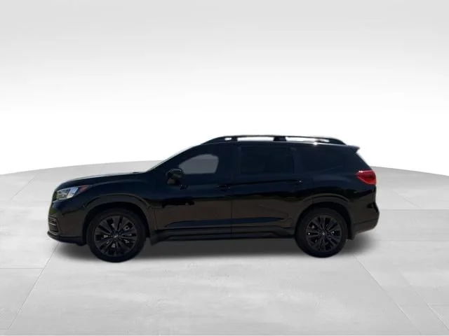 Used 2022 Black Subaru Onyx Edition image 6