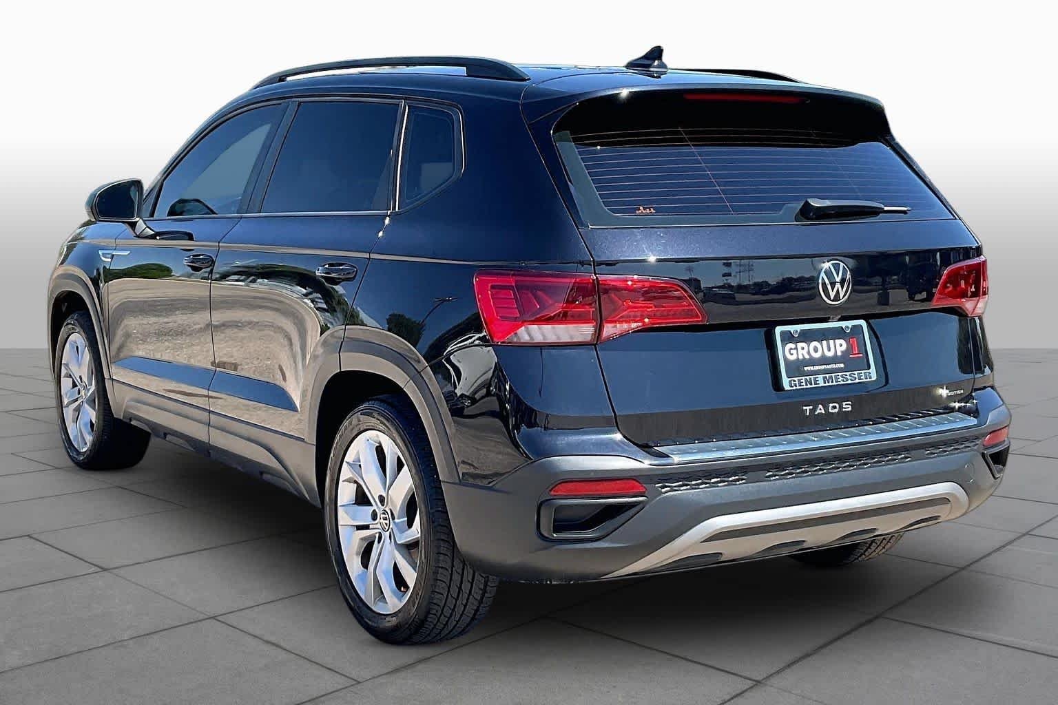 Used 2023 Deep Black Pearl Volkswagen S image 11