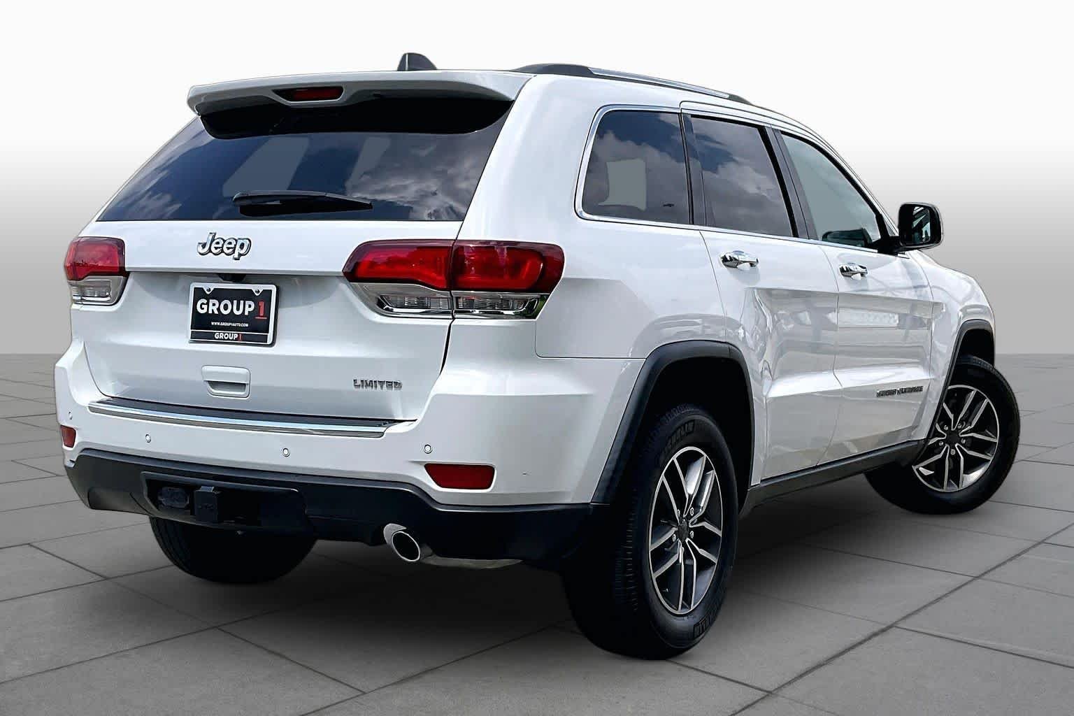 Used 2021 Bright White Clearcoat Jeep Limited image 12