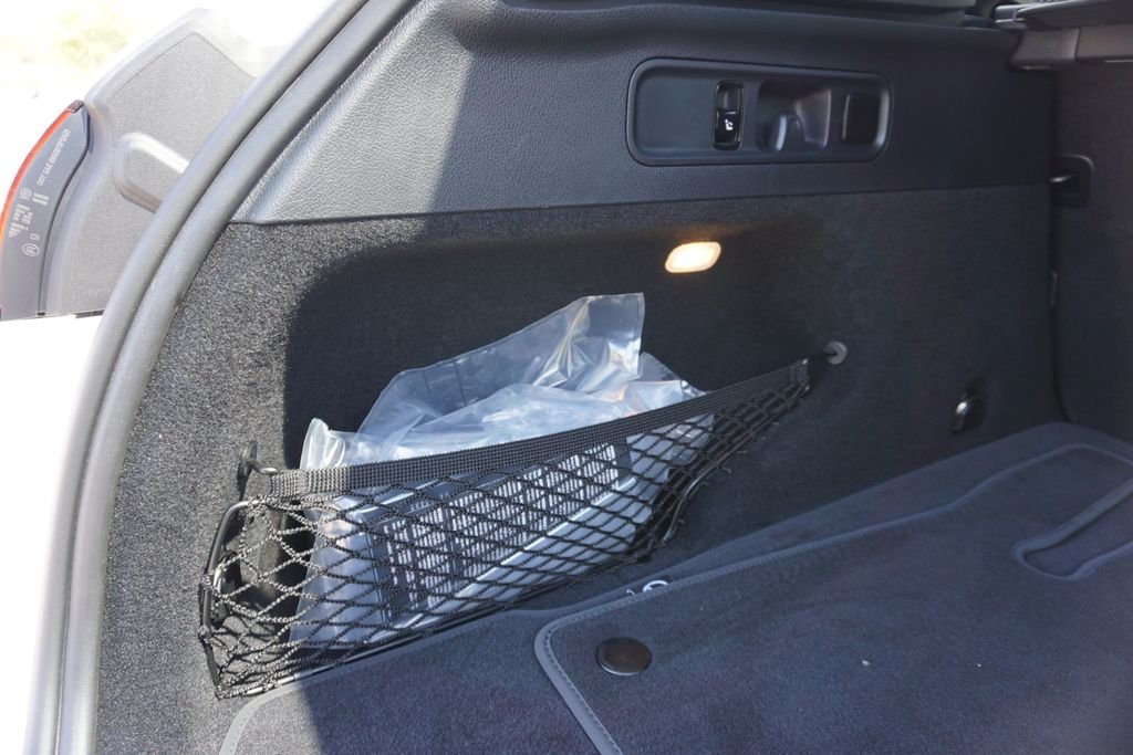 2025 Mercedes-Benz GLC Base - Photo 33