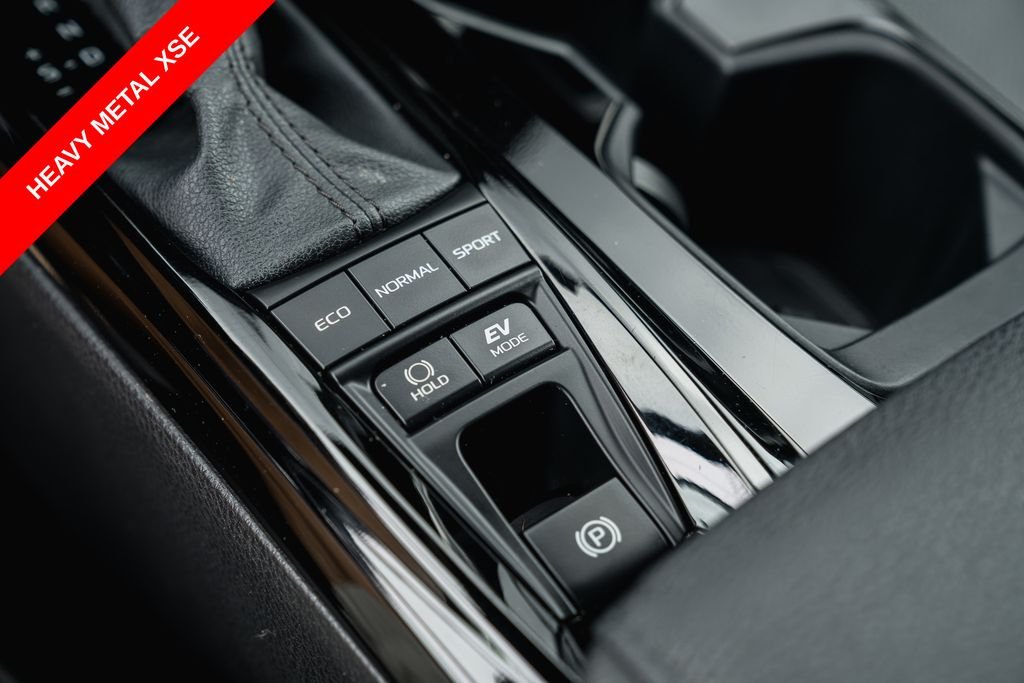 Used 2025 Heavy Metal Toyota XSE image 18