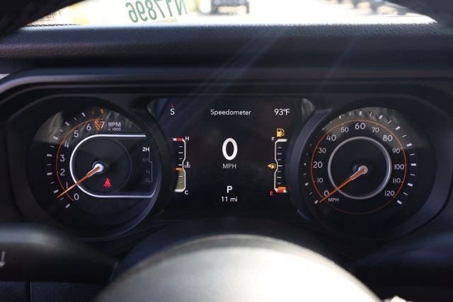 New 2025 Granite Crystal Metallic Clear-Coat Exterior Paint Jeep Willys image 26