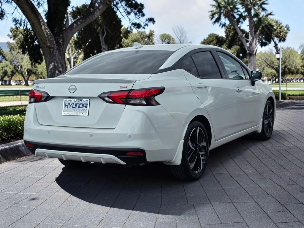Used 2025 White Nissan 1.6 SR image 5