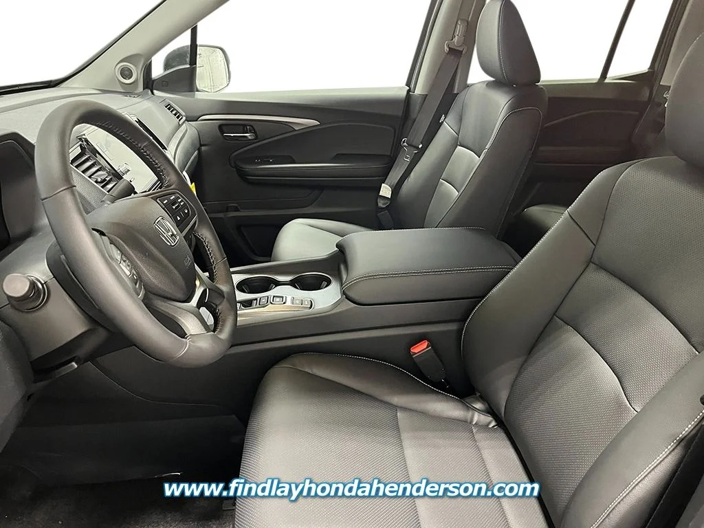 New 2026 Radiant Red Metallic II Honda RTL image 9