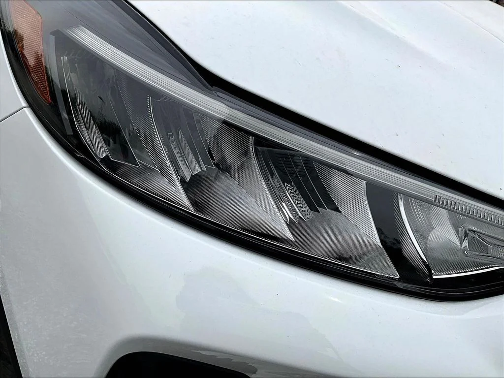 Used 2023 White Ford Active image 34