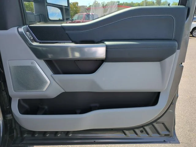 Used 2024 Gray Ford Limited image 34