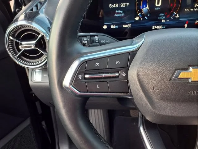 Used 2025 Mosaic Black Metallic Chevrolet LT image 9