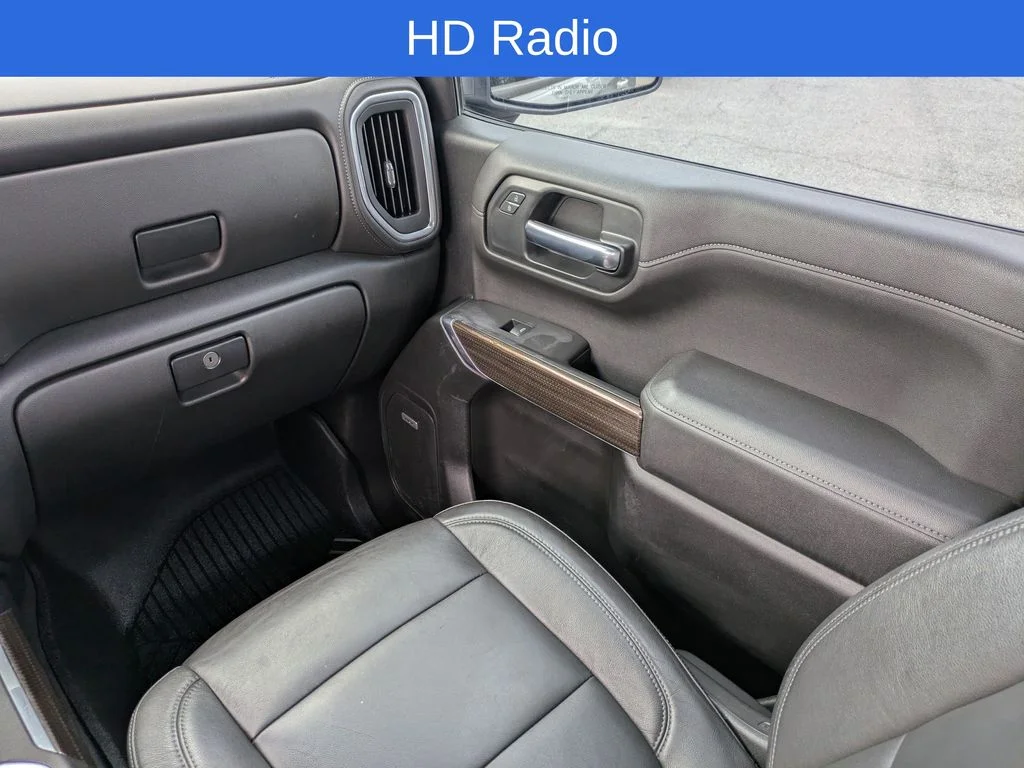 Used 2020 Silver Chevrolet RST image 17