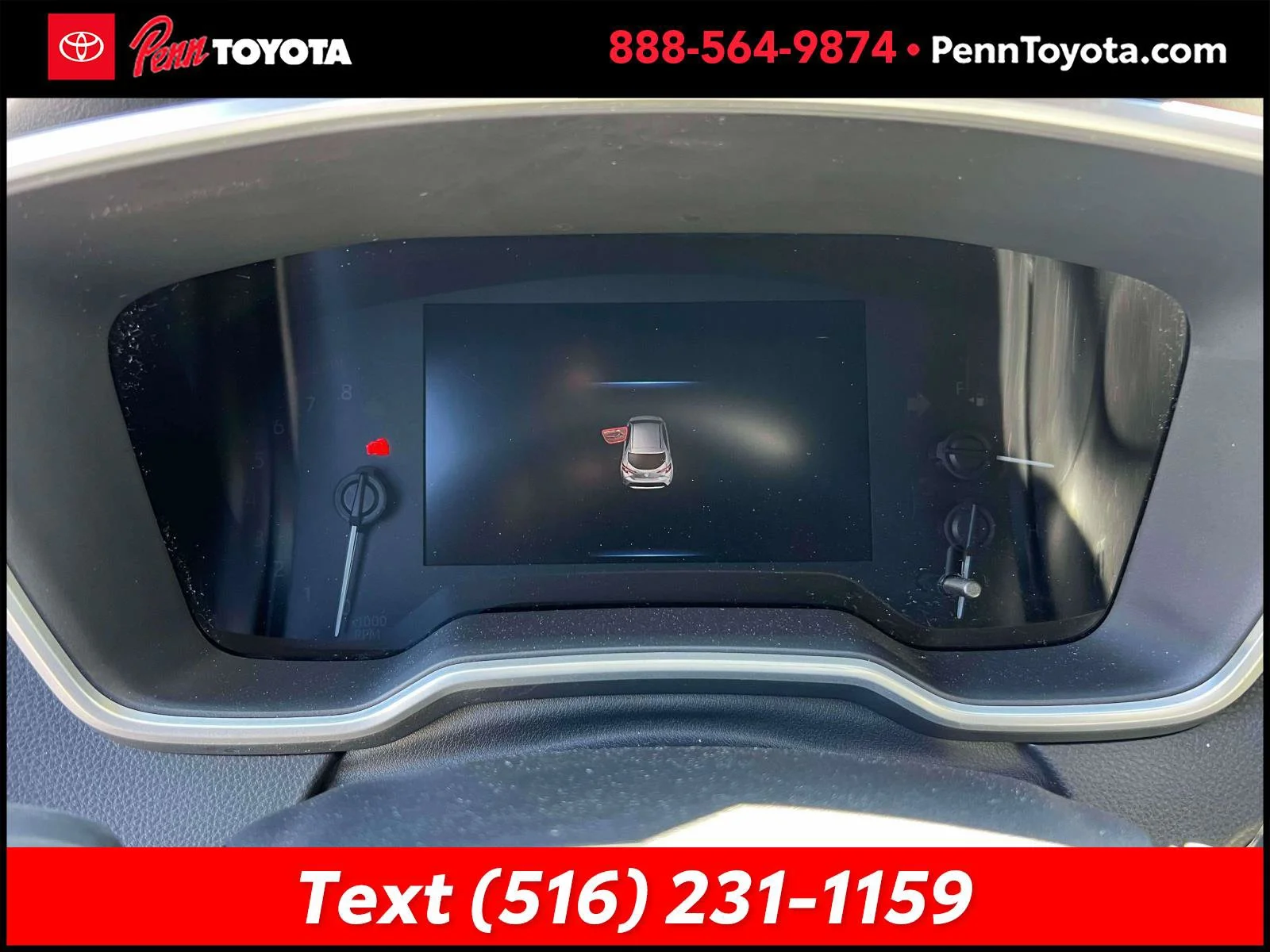 Used 2019 CLASSIC SILVER METALLIC Toyota XSE image 26