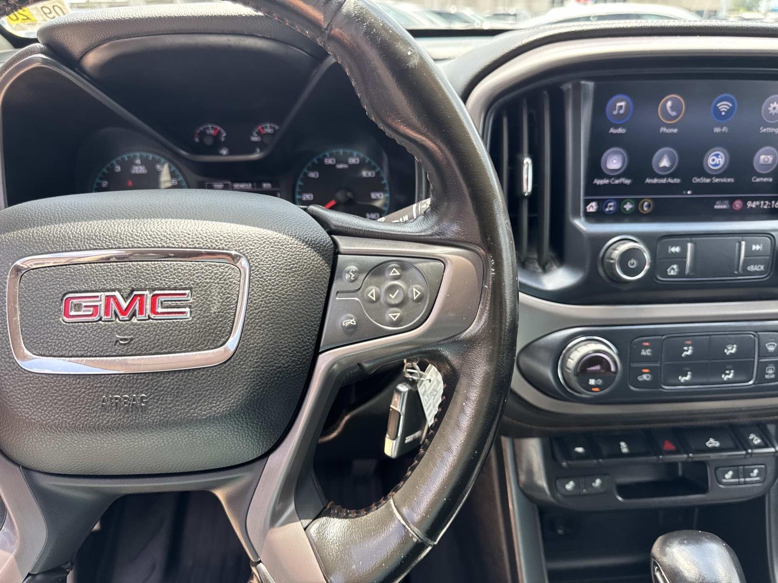 Used 2022 Desert Sand Metallic GMC 4WD AT4 w/Cloth image 23