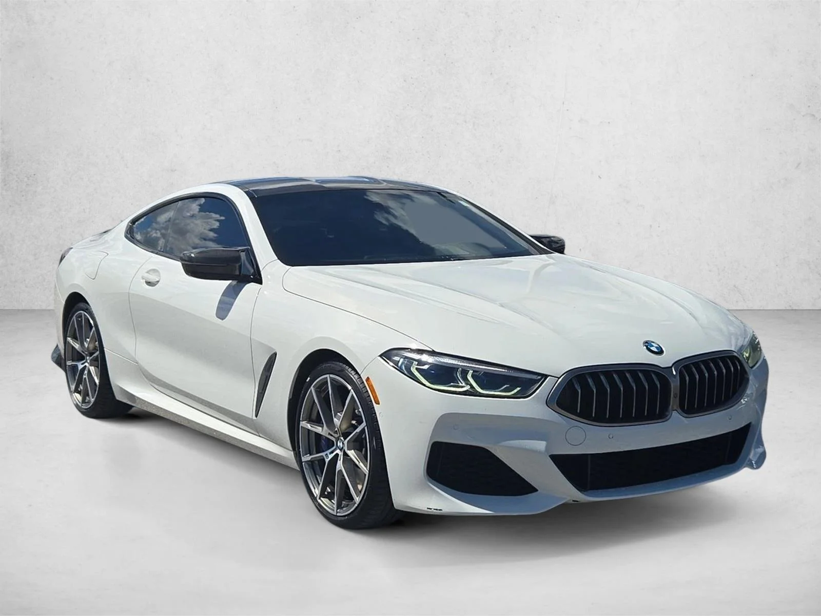 Used 2019 Alpine White BMW M850i xDrive image 3