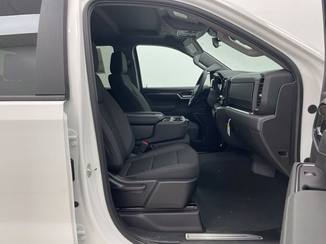 New 2026 Summit White Chevrolet RST image 15