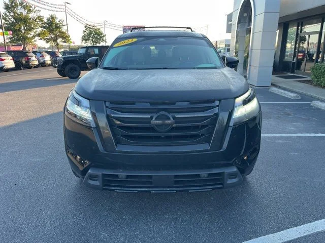 Used 2023 Black Nissan SL image 38