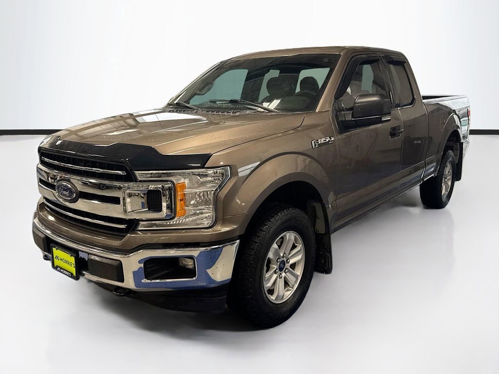 Used 2018  Ford XL image 3