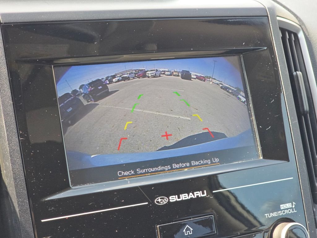 Used 2023 White Subaru Base image 33