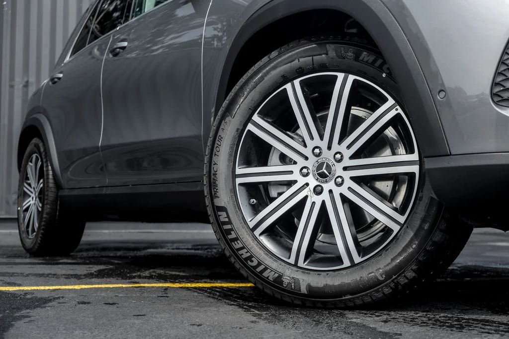New 2026 Selenite Grey Metallic Mercedes-Benz GLE 350 image 6