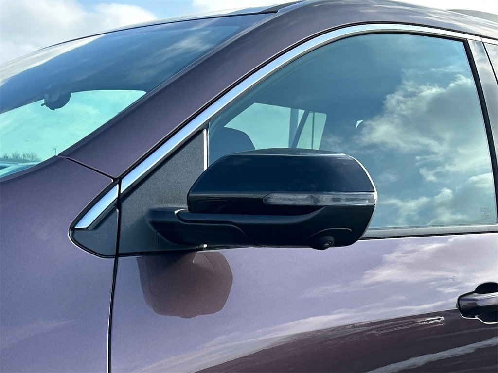 2026 GMC ACADIA - Image 11